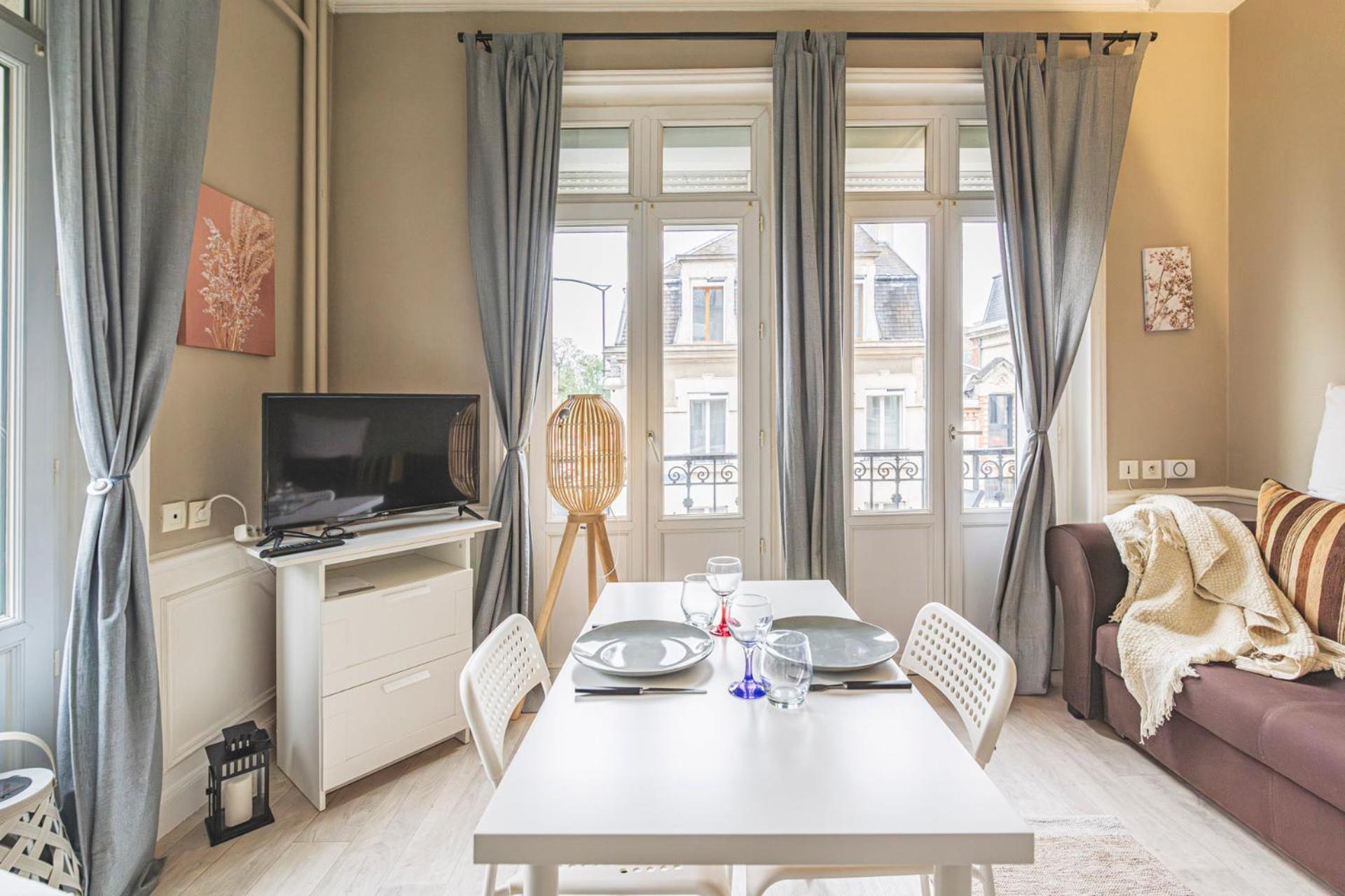 Taittinger 511 Apartment แร็งส์ ภายนอก รูปภาพ