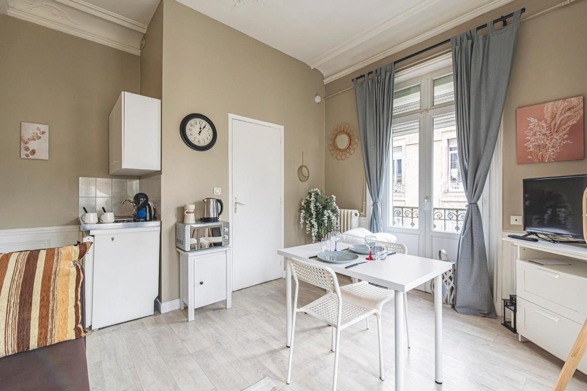 Taittinger 511 Apartment แร็งส์ ภายนอก รูปภาพ